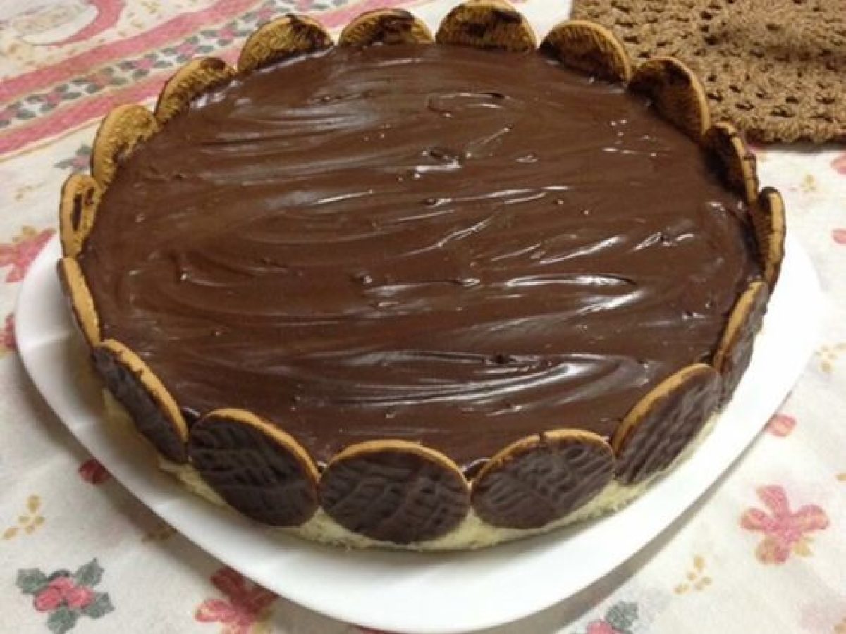 Torta de Ganache Irresistível: A explosão de chocolate que você precisa experimentar!