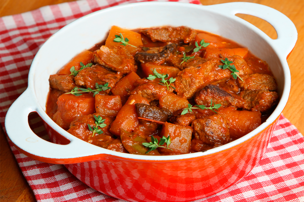 Carne guisada de panela