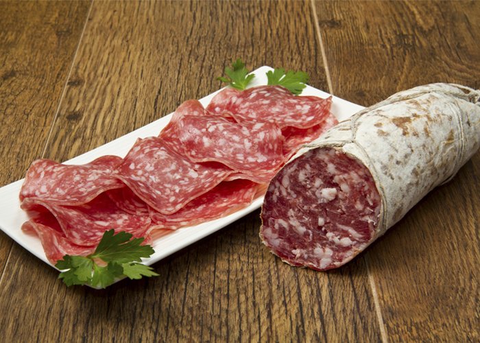 SALAME CASEIRO