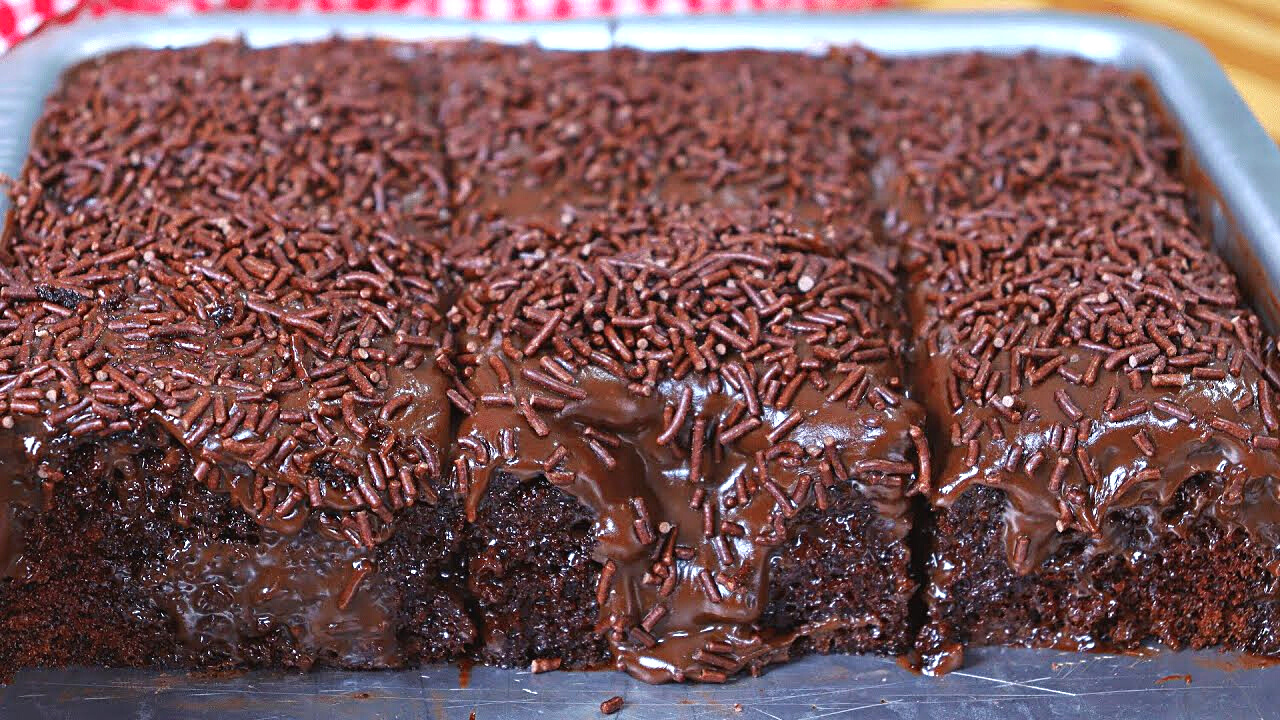 bolo de chocolate cermoso