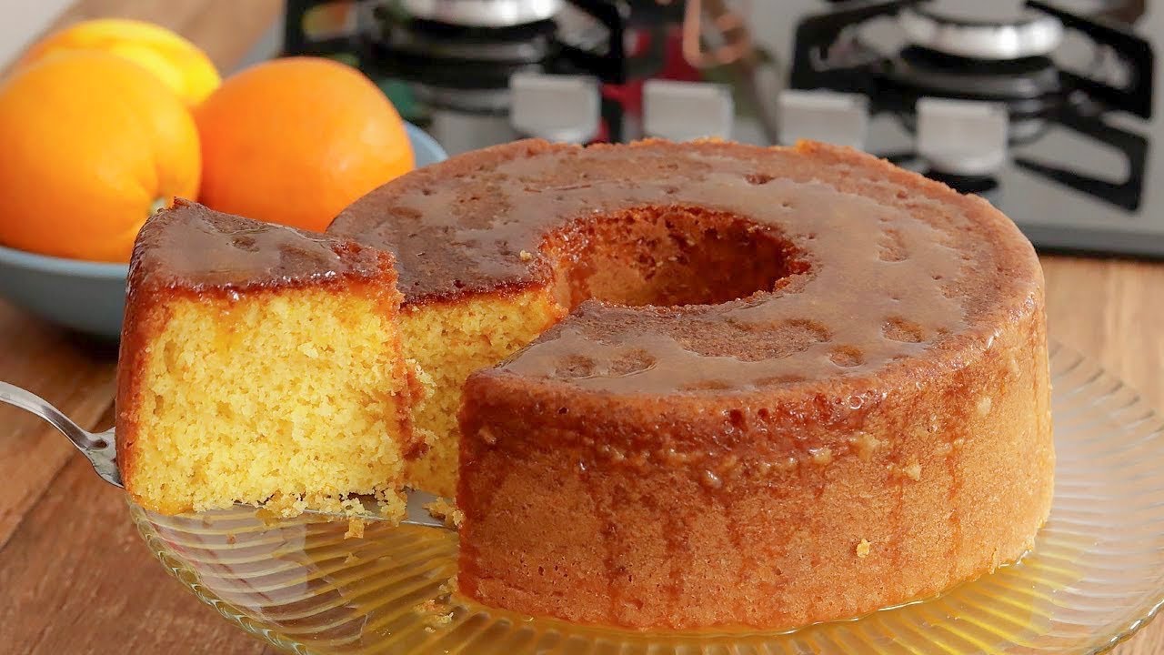 Bolo de laranja com calda