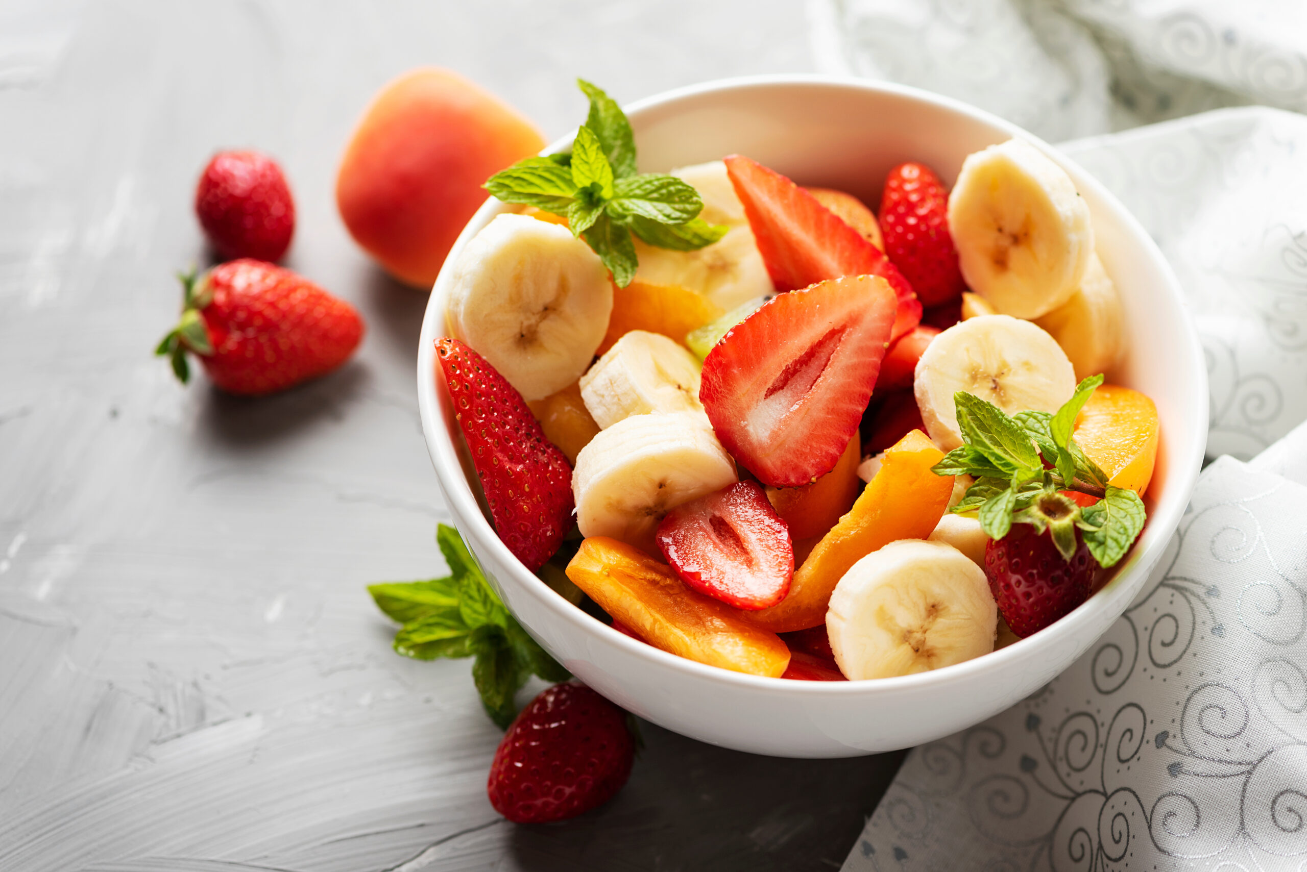 saladas de frutas para o cafe da manha