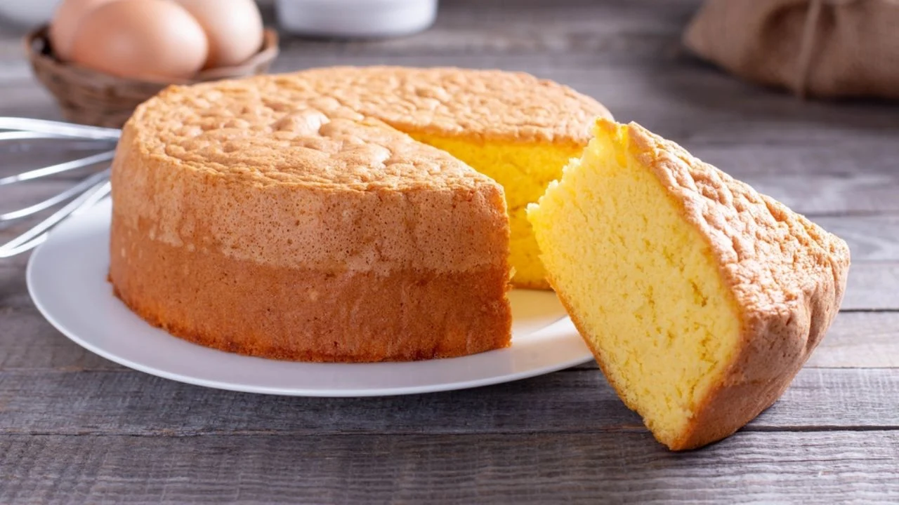 Pão de Ló com Recheio de Doce de Leite