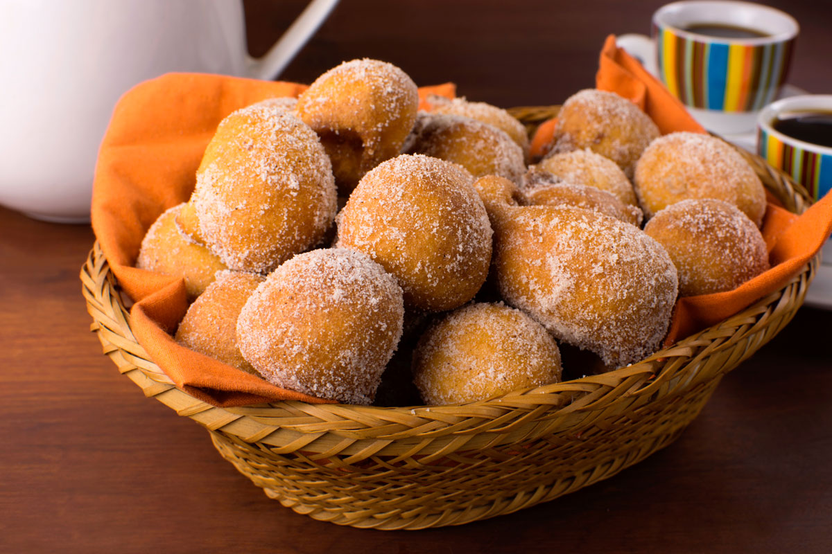 Bolinho de chuva tradicional